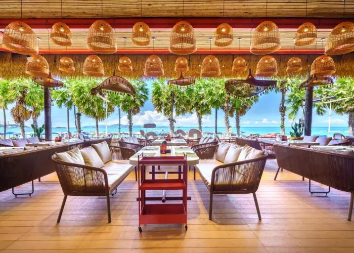 هتل ای وان نیو وینگز پاتایا